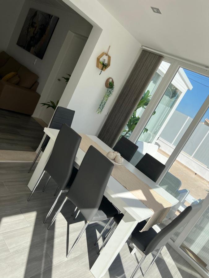3 Bedroom Villa Private Pool La FloridaDehesa de Campoamor  エクステリア 写真
